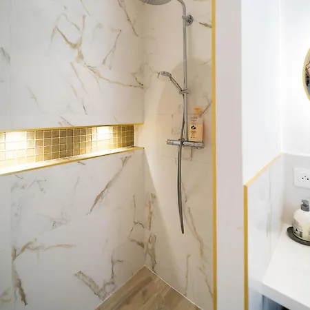 Cosy - Centre - Proche Tourny - Et T2 Apartmán *