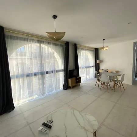 Cosy - Centre - Proche Tourny - Et T2 Apartmán