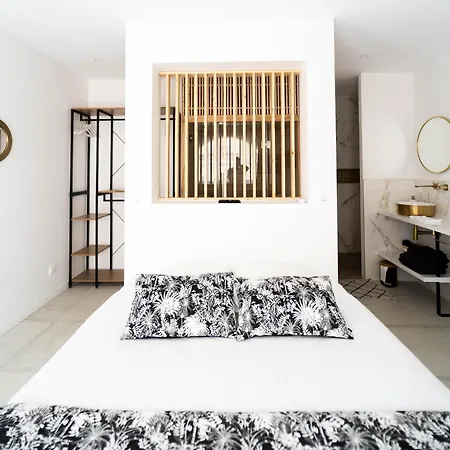Cosy - Centre - Proche Tourny - Et T2 Apartmán *